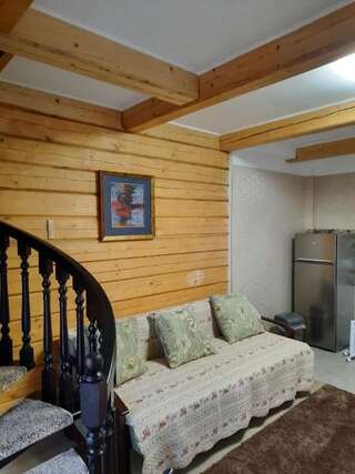 Дома для отпуска Котедж у Крайлюків 2 Яремче Дом с 1 спальней-25